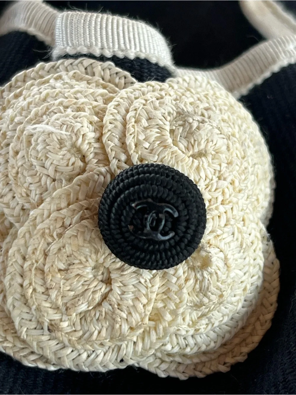 CHANEL Navy deep Canvas Espadrille Flats with Cream Flower Accent,great cond.8.5